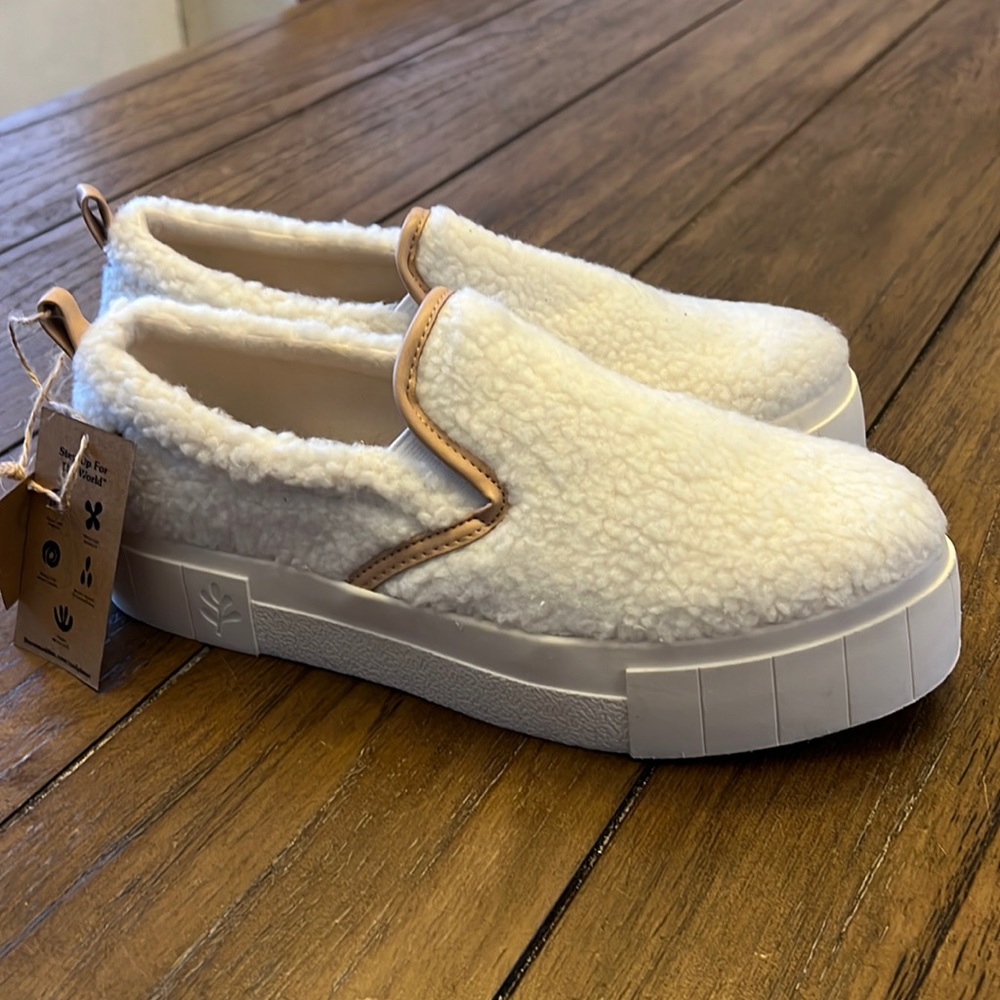 Cool planet by Steve madden shoes